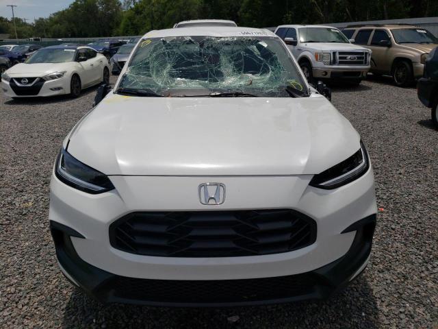 3CZRZ1H55PM737232 - 2023 HONDA HR-V SPORT WHITE photo 5