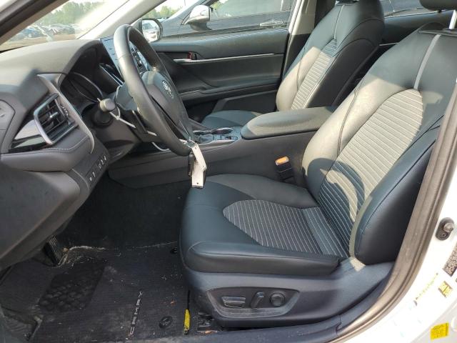 4T1T11BKXPU080615 - 2023 TOYOTA CAMRY SE NIGHT SHADE WHITE photo 7