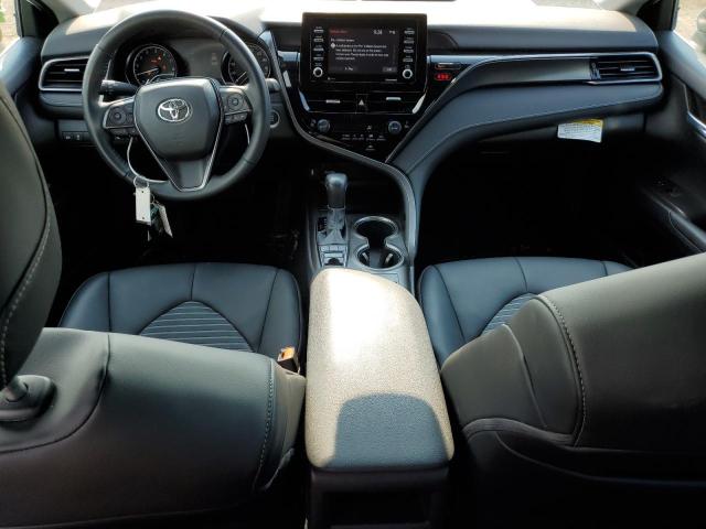 4T1T11BKXPU080615 - 2023 TOYOTA CAMRY SE NIGHT SHADE WHITE photo 8