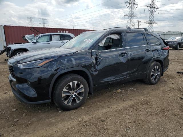 5TDGZRBH6NS582668 - 2022 TOYOTA HIGHLANDER XLE BLACK photo 1