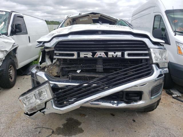 3C6UR5JL9LG141007 - 2020 RAM 2500 BIG HORN WHITE photo 5