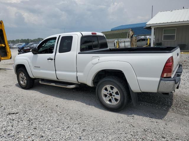 5TETU62N96Z269863 - 2006 TOYOTA TACOMA PRERUNNER ACCESS CAB WHITE photo 2