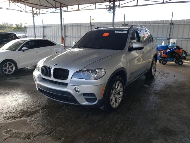 5UXZV4C55CL986151 - 2012 BMW X5 XDRIVE35I SILVER photo 2