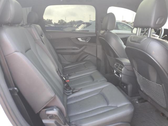 WA1VAAF75JD023632 - 2018 AUDI Q7 PRESTIGE WHITE photo 11