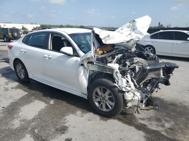 5XXGT4L30JG249983 - 2018 KIA OPTIMA LX WHITE photo 4
