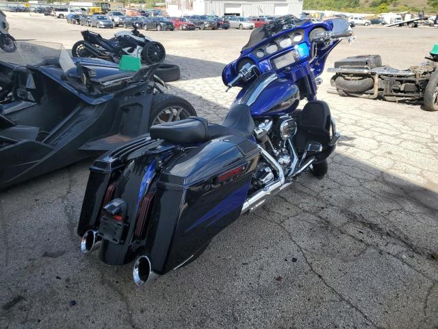 1HD1PXF16HB954162 - 2017 HARLEY-DAVIDSON FLHXSE CVO STREET GLIDE BLUE photo 4