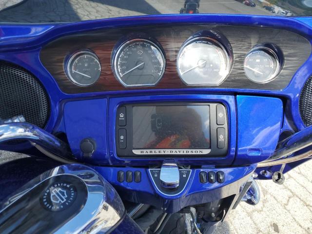 1HD1PXF16HB954162 - 2017 HARLEY-DAVIDSON FLHXSE CVO STREET GLIDE BLUE photo 9