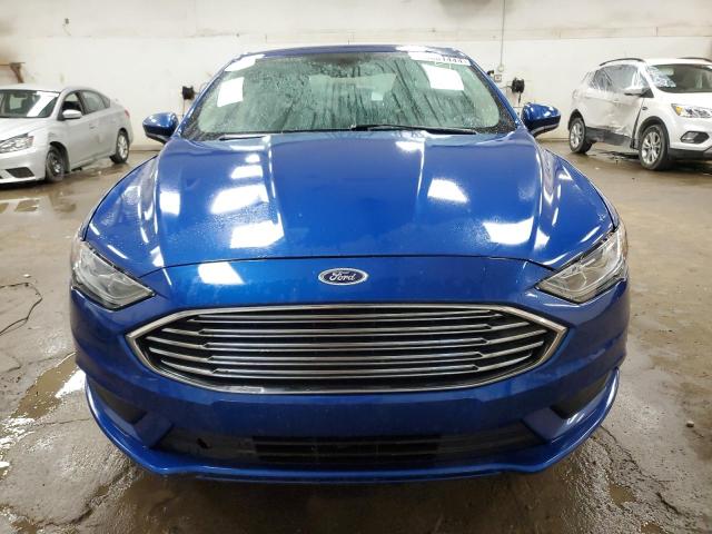 3FA6P0H73HR228180 - 2017 FORD FUSION SE BLUE photo 5