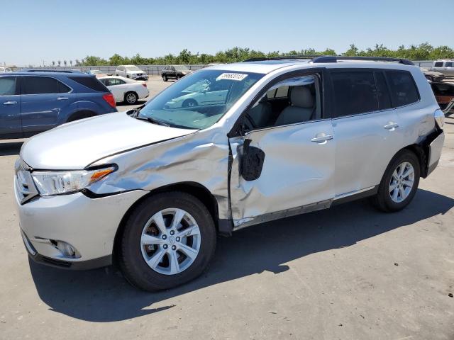 5TDZK3EH8CS053354 - 2012 TOYOTA HIGHLANDER BASE SILVER photo 1