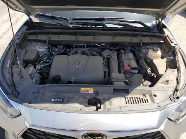 5TDHZRBH9NS213677 - 2022 TOYOTA HIGHLANDER XLE Gümüş foto 12