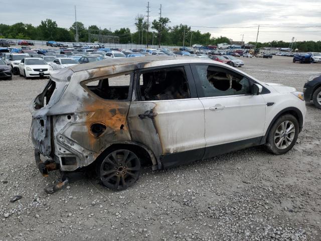 1FMCU0GDXKUB99513 - 2019 FORD ESCAPE SE WHITE photo 3