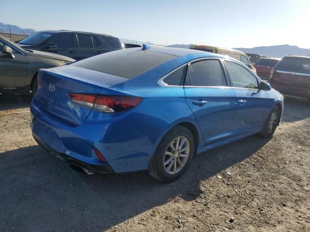 5NPE24AF6JH692392 - 2018 HYUNDAI SONATA SE BLUE photo 3