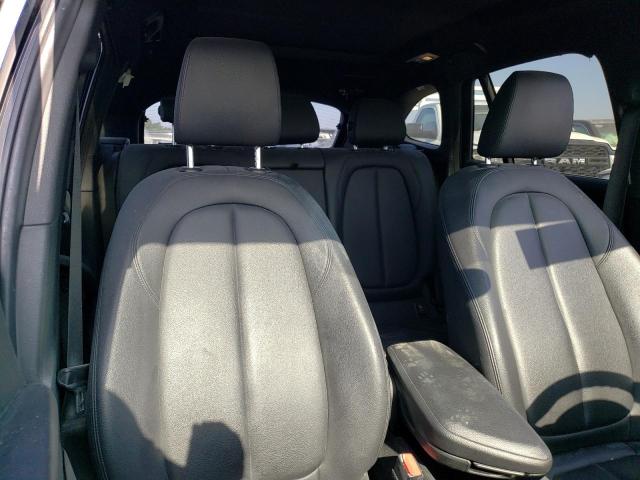 WBXHT3C30J5L26809 - 2018 BMW X1 XDRIVE28I BLACK photo 10