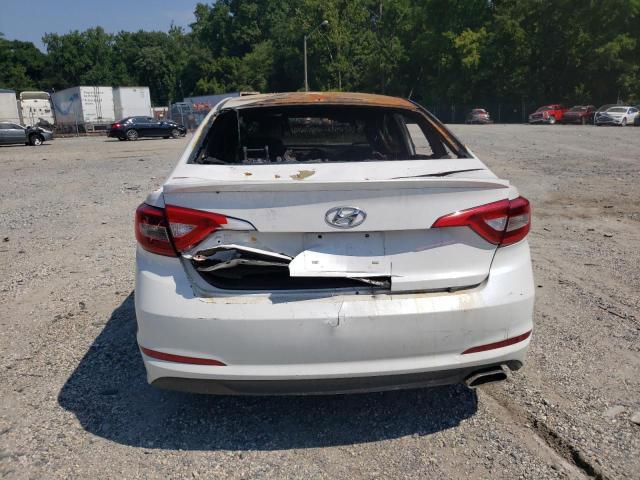 5NPE24AF4HH475238 - 2017 HYUNDAI SONATA SE WHITE photo 6