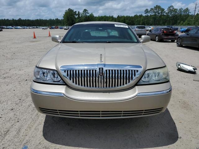 1LNHM81W86Y609450 - 2006 LINCOLN TOWN CAR SIGNATURE GOLD photo 5