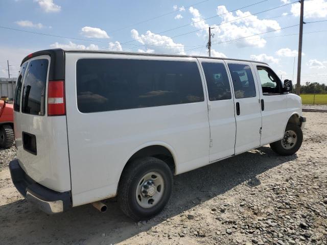 1GAZGPFG0H1175234 - 2017 CHEVROLET EXPRESS G3 LT WHITE photo 3