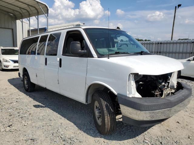 1GAZGPFG0H1175234 - 2017 CHEVROLET EXPRESS G3 LT WHITE photo 4