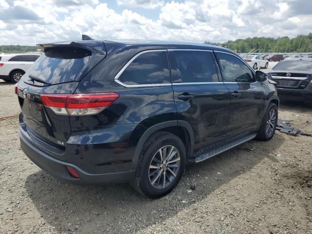 5TDKZRFH8JS257129 - 2018 TOYOTA HIGHLANDER SE BLACK photo 3