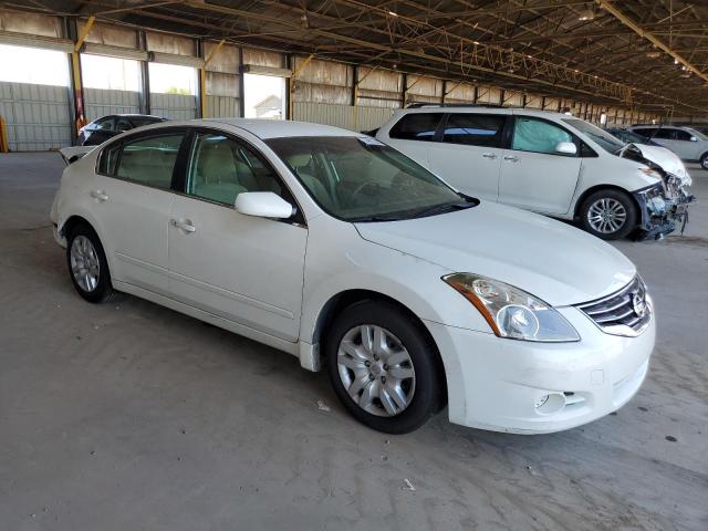 1N4AL2AP0BC182230 - 2011 NISSAN ALTIMA BASE WHITE photo 4