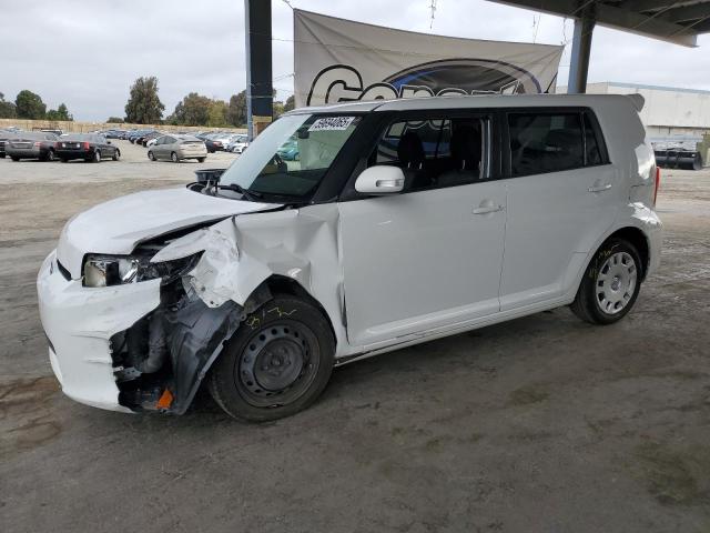 JTLZE4FE2FJ072974 - 2015 TOYOTA SCION XB 白色 照片 1