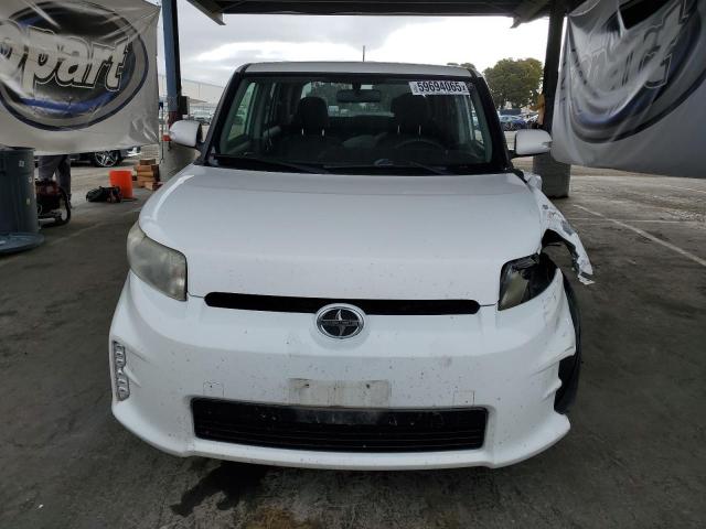 JTLZE4FE2FJ072974 - 2015 TOYOTA SCION XB 白色 照片 5