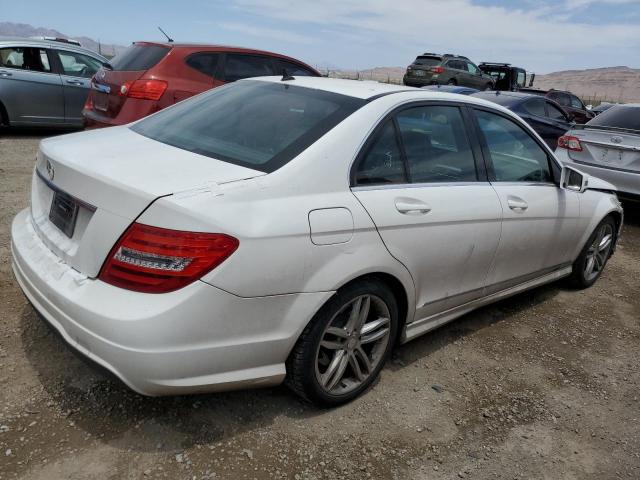 WDDGF4HB0EA931924 - 2014 MERCEDES-BENZ C 250 WHITE photo 3