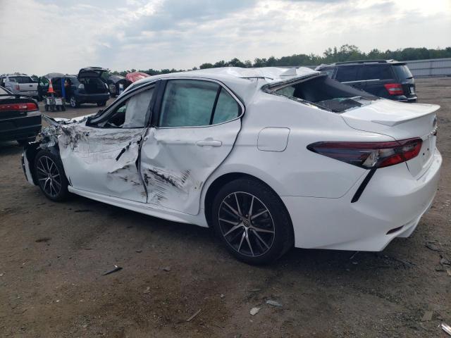 4T1T11AK1PU766012 - 2023 TOYOTA CAMRY SE NIGHT SHADE WHITE photo 2