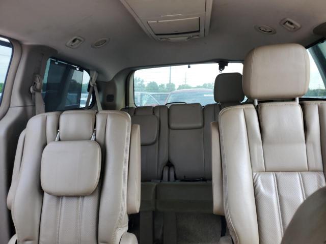 2A4RR8DG8BR760120 - 2011 CHRYSLER TOWN & COU TOURING L WHITE photo 10