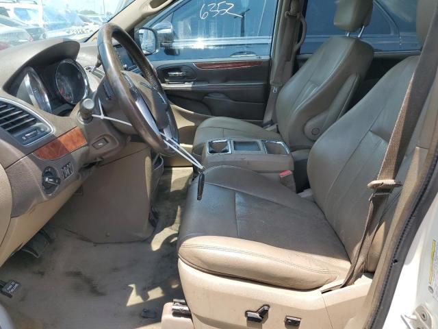 2A4RR8DG8BR760120 - 2011 CHRYSLER TOWN & COU TOURING L WHITE photo 7