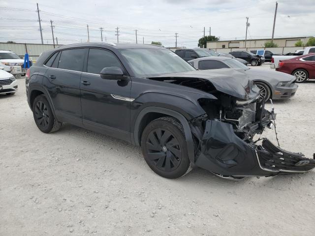 1V2JE2CA8RC227405 - 2024 VOLKSWAGEN ATLAS CROS SE Czarny zdjęcie 4