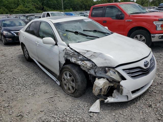 4T1BF3EK4BU619887 - 2011 TOYOTA CAMRY BASE WHITE photo 4