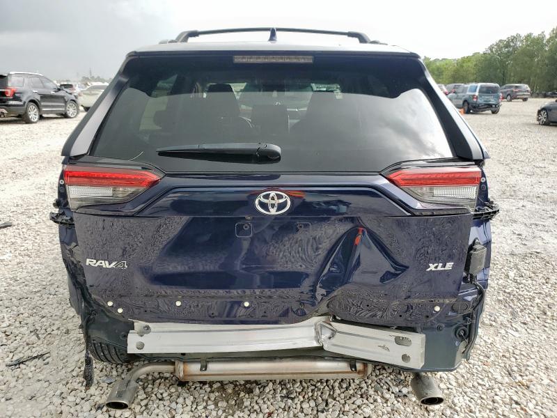 2T3W1RFV9RW302474 - 2024 TOYOTA RAV4 XLE BLUE photo 6