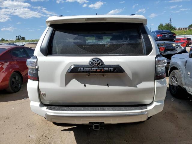 JTEBU5JR5J5523358 - 2018 TOYOTA 4RUNNER SR5/SR5 PREMIUM 白色 照片 6