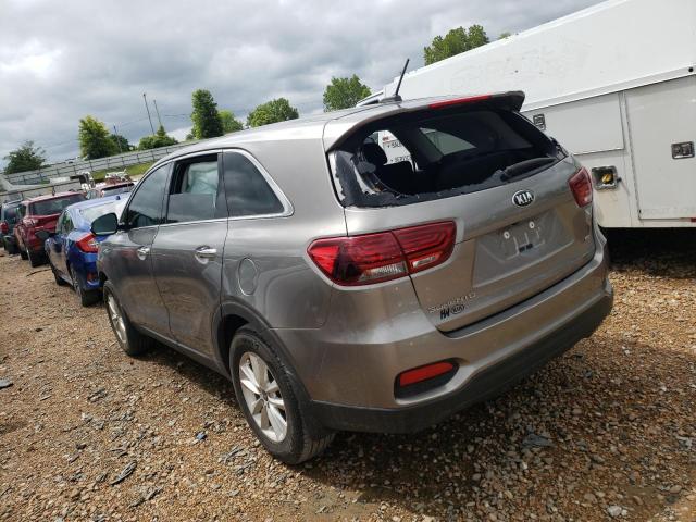 5XYPG4A36KG451926 - 2019 KIA SORENTO L GRAY photo 2