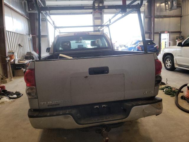 5TBBT54138S462943 - 2008 TOYOTA TUNDRA DOUBLE CAB SILVER photo 6