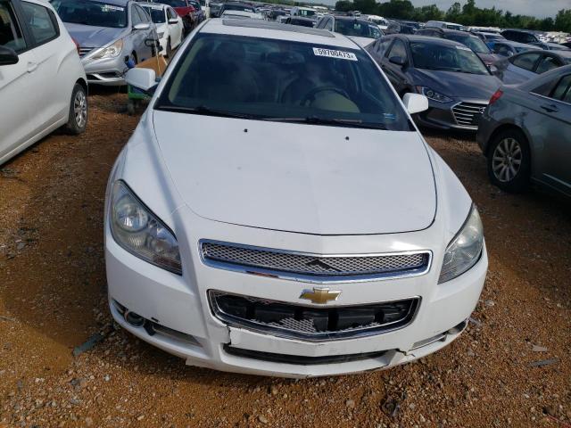1G1ZE5E79AF223088 - 2010 CHEVROLET MALIBU LTZ თეთრი ფოტო 5