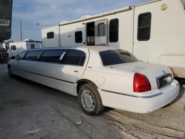 1L1FM88W75Y646082 - 2005 LINCOLN TOWN CAR EXECUTIVE WHITE photo 2