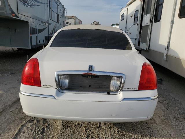 1L1FM88W75Y646082 - 2005 LINCOLN TOWN CAR EXECUTIVE WHITE photo 6