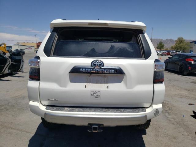 JTEBU5JR8H5440565 - 2017 TOYOTA 4RUNNER SR5/SR5 PREMIUM 白色 照片 6