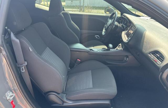 2C3CDZFJ1PH621473 - 2023 DODGE CHALLENGER R/T SCAT PACK GRAY photo 5