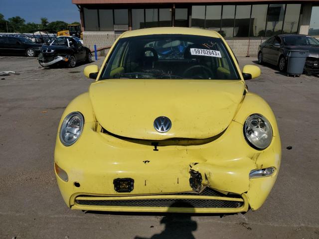 3VWBS21C41M421982 - 2001 VOLKSWAGEN NEW BEETLE GL 黄色 照片 5