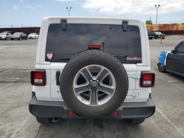 1C4HJXENXJW202016 - 2018 JEEP WRANGLER U SAHARA Ақ фото 6