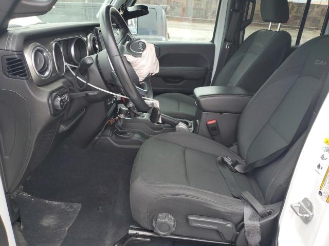 1C4HJXENXJW202016 - 2018 JEEP WRANGLER U SAHARA Ақ фото 7