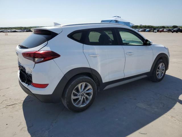 KM8J33A44JU671532 - 2018 HYUNDAI TUCSON SEL WHITE photo 3