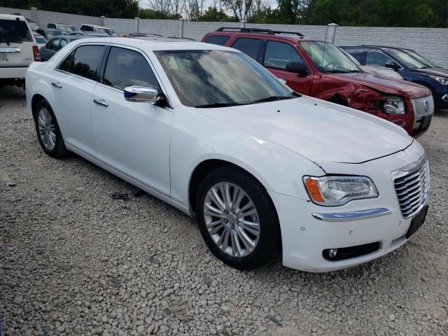 2C3CCAKT7CH254102 - 2012 CHRYSLER 300C WHITE photo 4