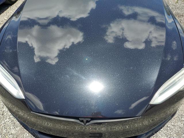 5YJSA1E25GF168962 - 2016 TESLA MODEL S შავი ფოტო 11