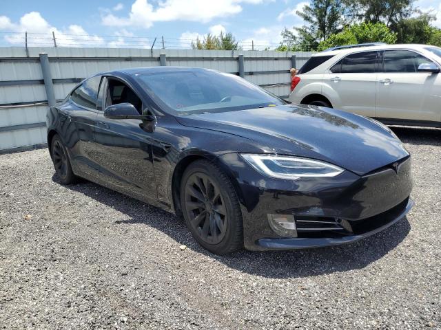 5YJSA1E25GF168962 - 2016 TESLA MODEL S შავი ფოტო 4