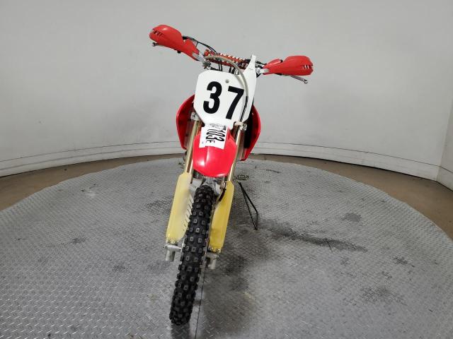 JH2KE03319K200555 - 2009 HONDA CRF150 R RED photo 2