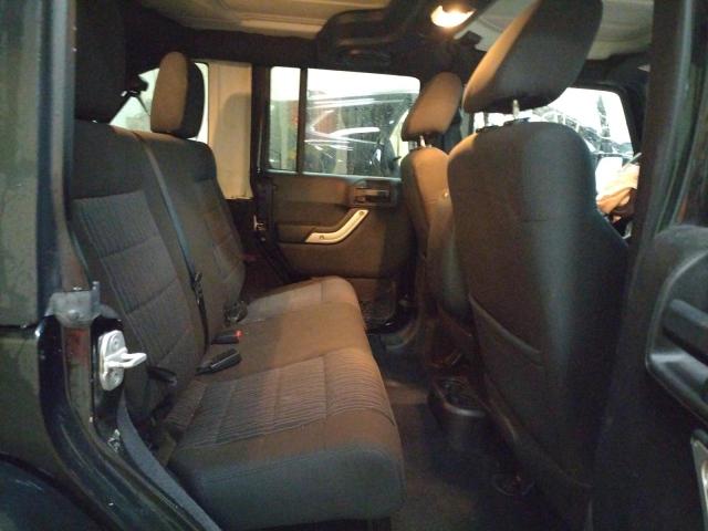 1C4BJWEG8CL262365 - 2012 JEEP WRANGLER U SAHARA BLACK photo 6