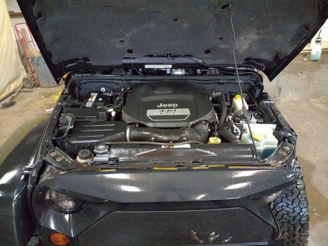 1C4BJWEG8CL262365 - 2012 JEEP WRANGLER U SAHARA BLACK photo 7